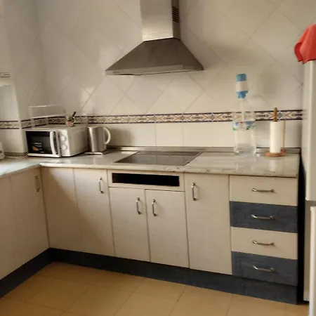 Daire Con Piscina En Nueva Torrequebrada *