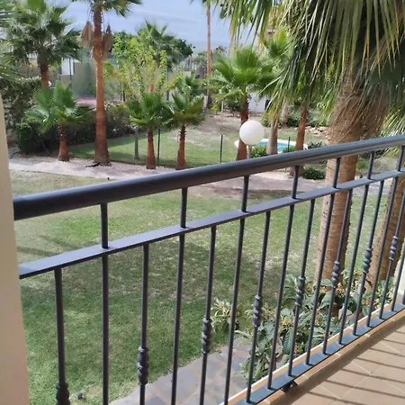Daire Con Piscina En Nueva Torrequebrada