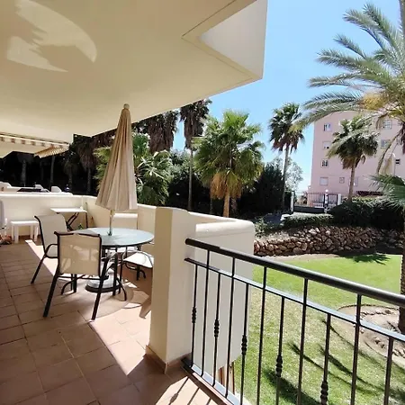 Con Piscina En Nueva Torrequebrada * Benalmádena